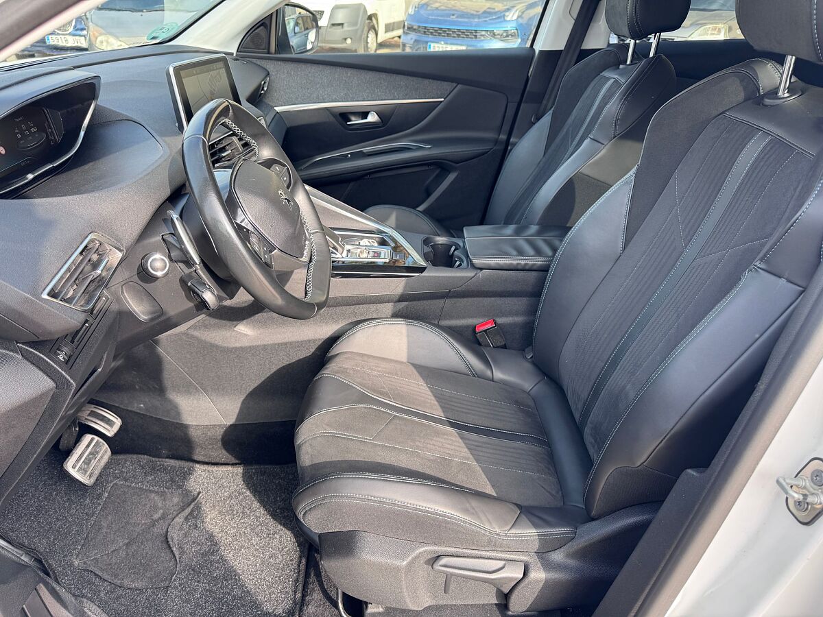 PEUGEOT 3008 CROSSWAY 1.5 BLUE HDI AUTO SPANISH LHD IN SPAIN 111000 MILES 2018